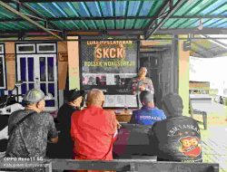 Beberapa Aktivis Dan masyarakat Geruduk Mapolsek Wongsorejo,Desak Penutupan Tambang Diduga iLegal