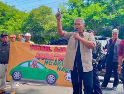 Masyarakat Geruduk Kantor Bupati Banyuwangi, Tolak Kehadiran Habib Syech