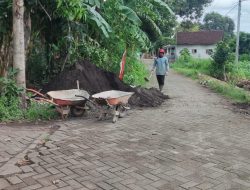 Danrem 043 Gatam Bersama Anggota Makorem Melaksanakan Kegiatan Syukuran HUT Kodam II Sriwijaya ke-79