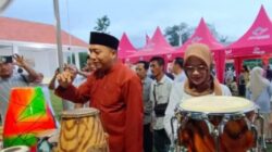 Bupati Situbondo Resmikan Pameran UMKM “Kendit Kuat Naik Kelas”