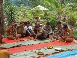 Camat Sukorambi Sosialisasikan Program Beasiswa dan Pendataan Guru Ngaji di Wisata Perkebunan Kali Jompo