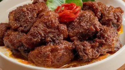 makananan-tradisional-sumatera-barat-selain-rendang