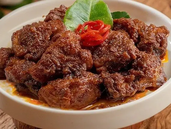 makananan-tradisional-sumatera-barat-selain-rendang