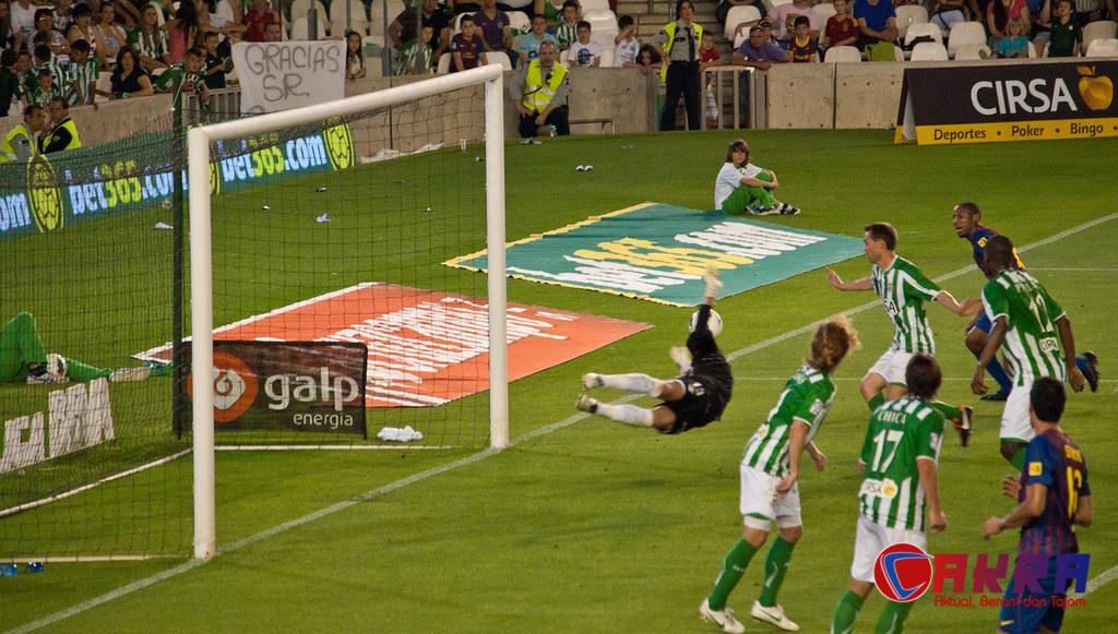 Momen penyelamatan kiper dalam pertandingan La Liga