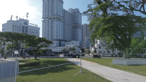 Area Lapangan Merdeka Medan untuk rekreasi santai keluarga
